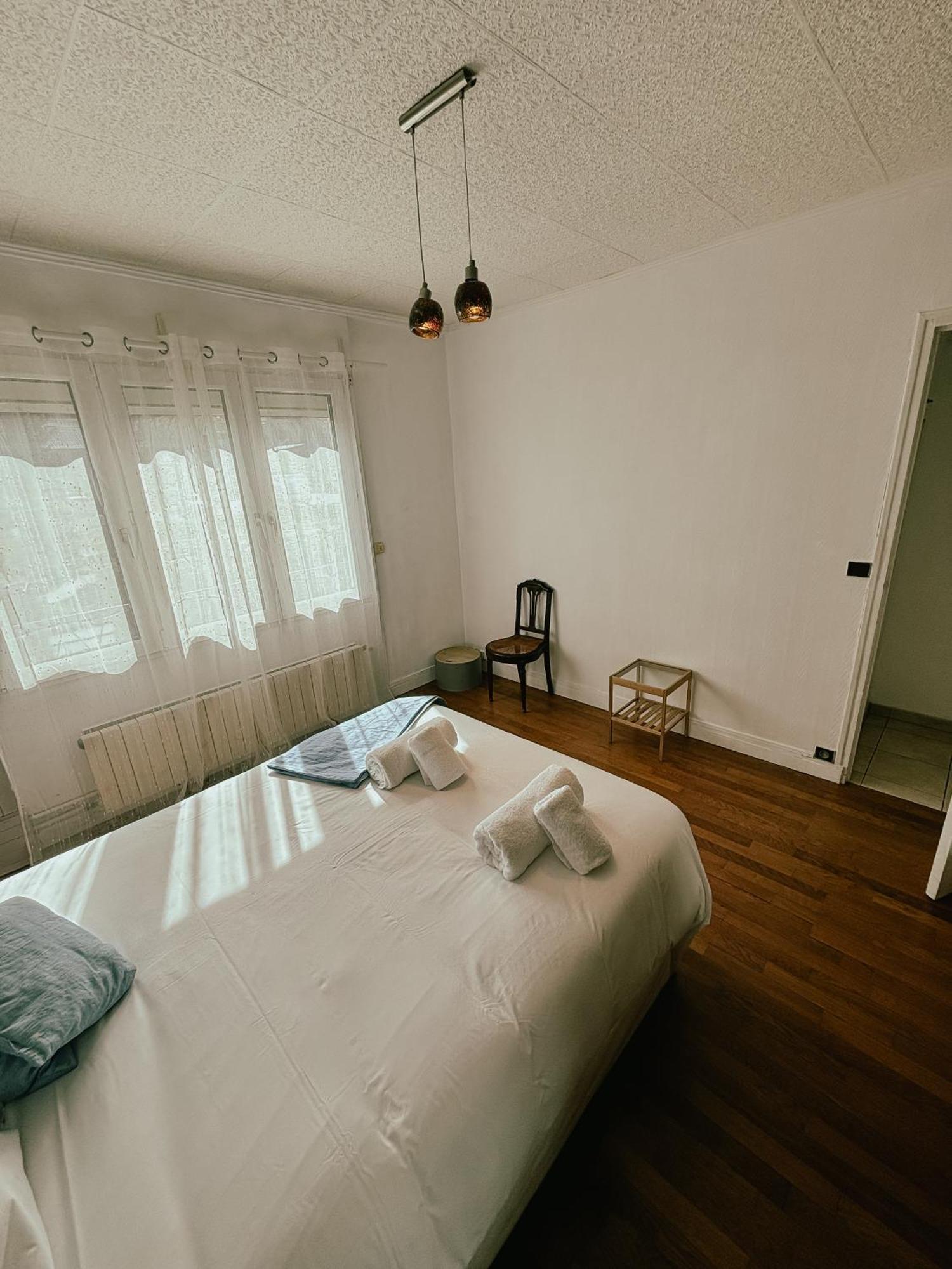 Duplex Avec Jardin - Proche Paris - Disneyland - Rer -