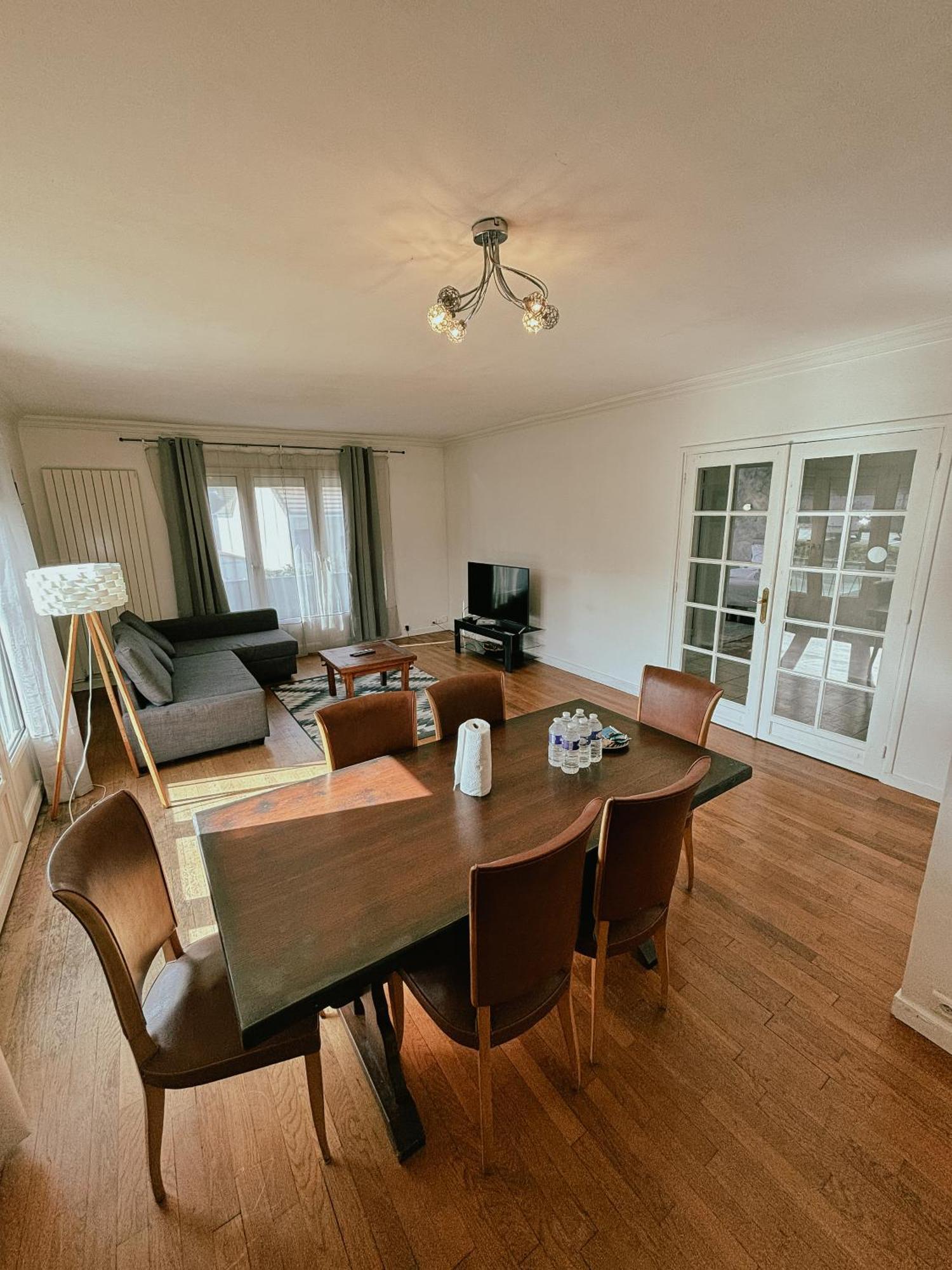 Duplex Avec Jardin - Proche Paris - Disneyland - Rer - Noisy-le-Grand